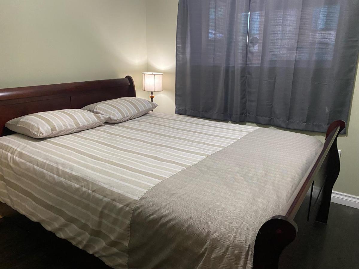 1 Bedroom Suite In Langford. Вікторія Екстер'єр фото